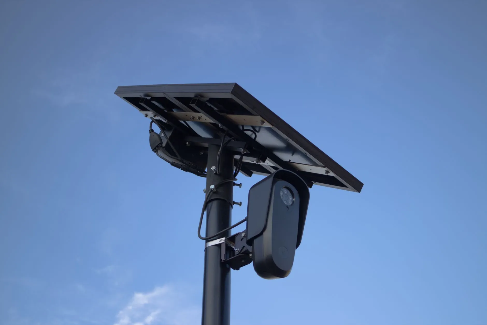 LED灯具与智能控制方案对比：如何选择适合企业的人体感应照明产品正文配图 1